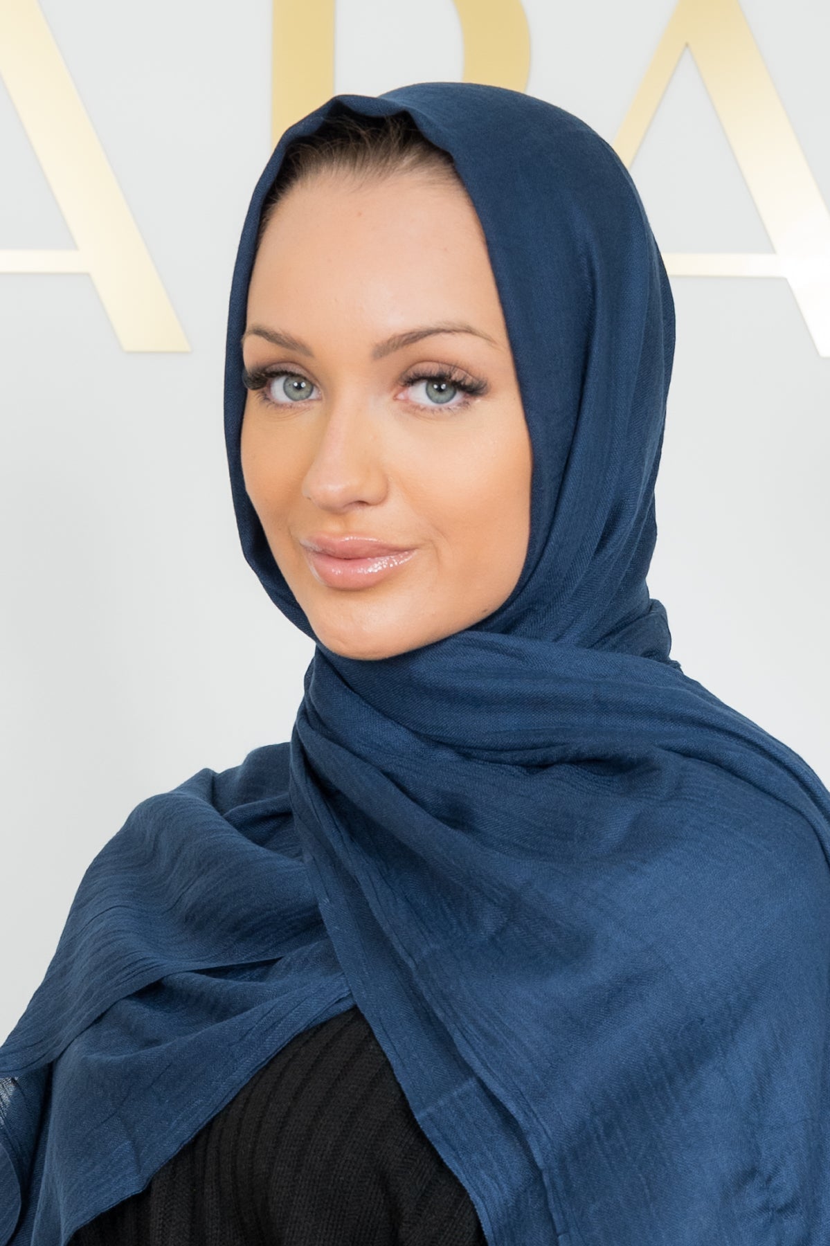 Navy Modal Hijab