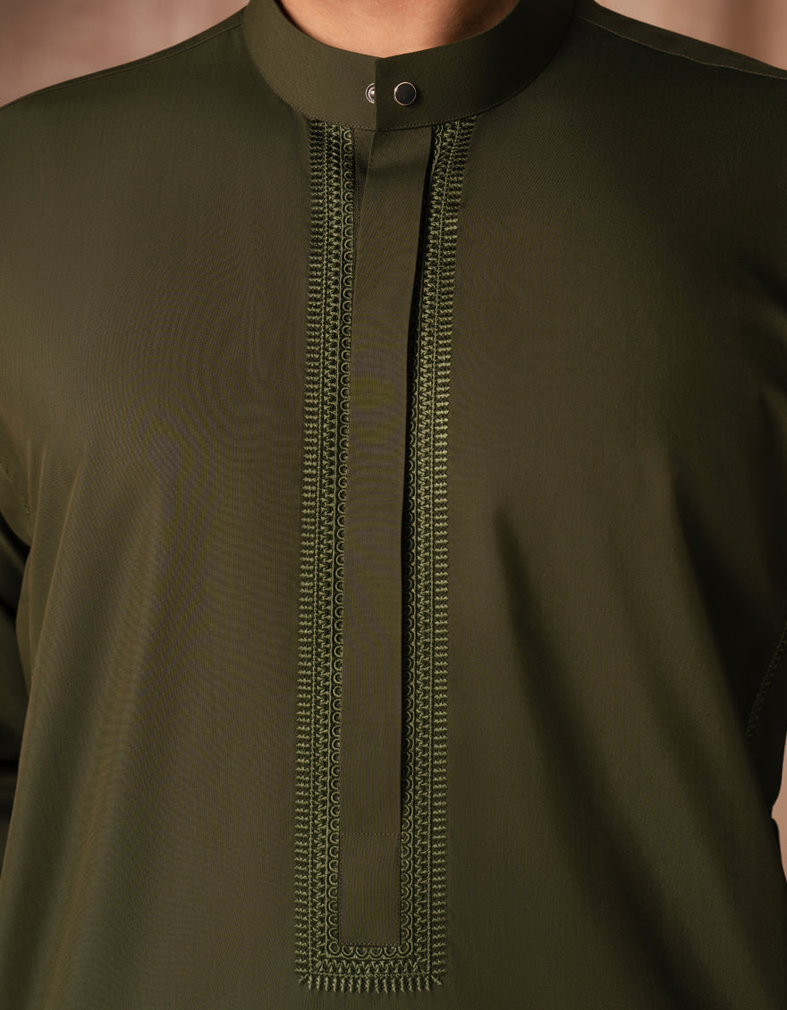 Blended Green Jubba - J. Junaid Jamshed