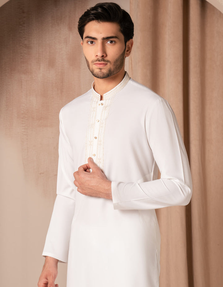 Blended Off White Kurta - J. Junaid Jamshed