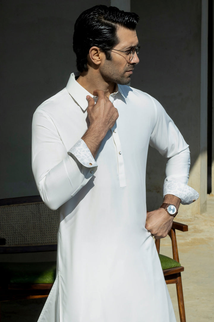 Blended Off White Shalwar Kameez - Cast & Crew