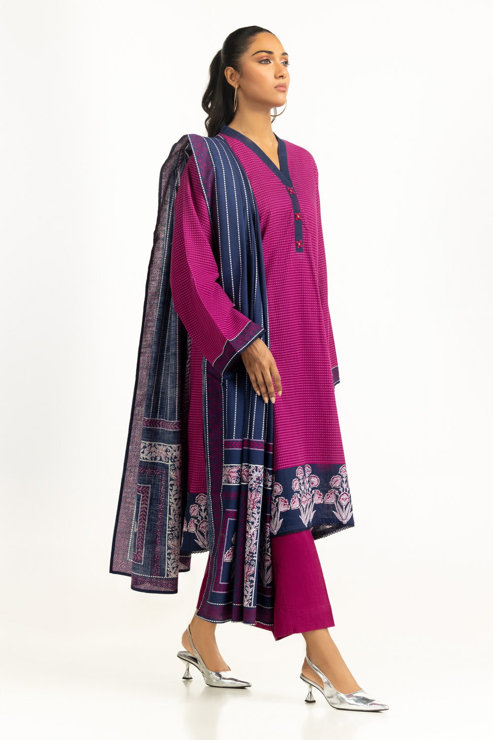 Khaddar Printed Magenta Stitched Suit - Gul Ahmed