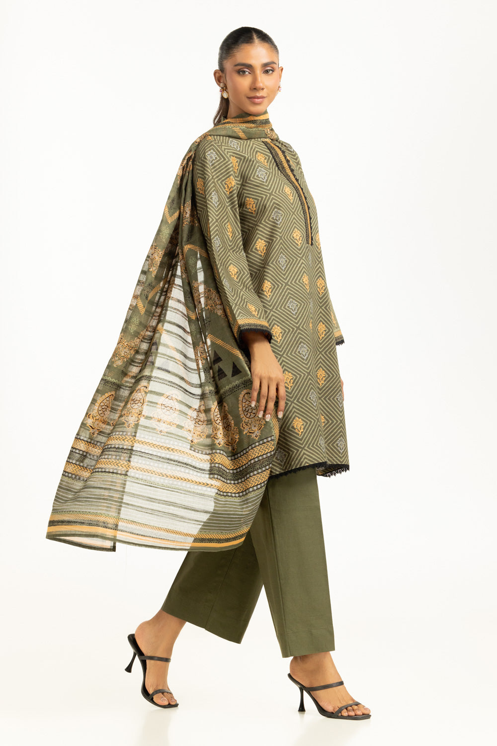 Khaddar Printed Green Stitched Suit - Gul Ahmed