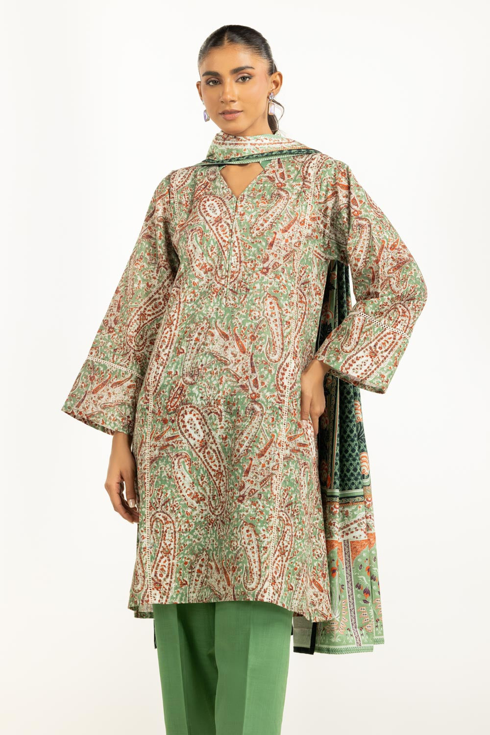 Khaddar Printed Green Stitched Suit - Gul Ahmed