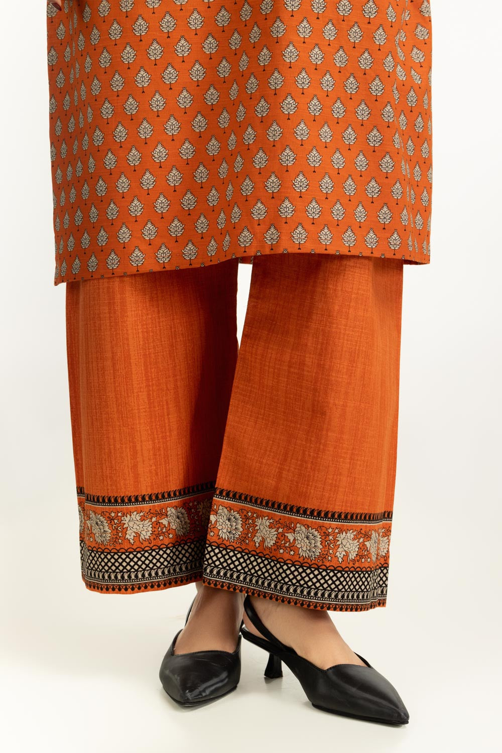 Khaddar Printed Rust Stitched Suit - Gul Ahmed