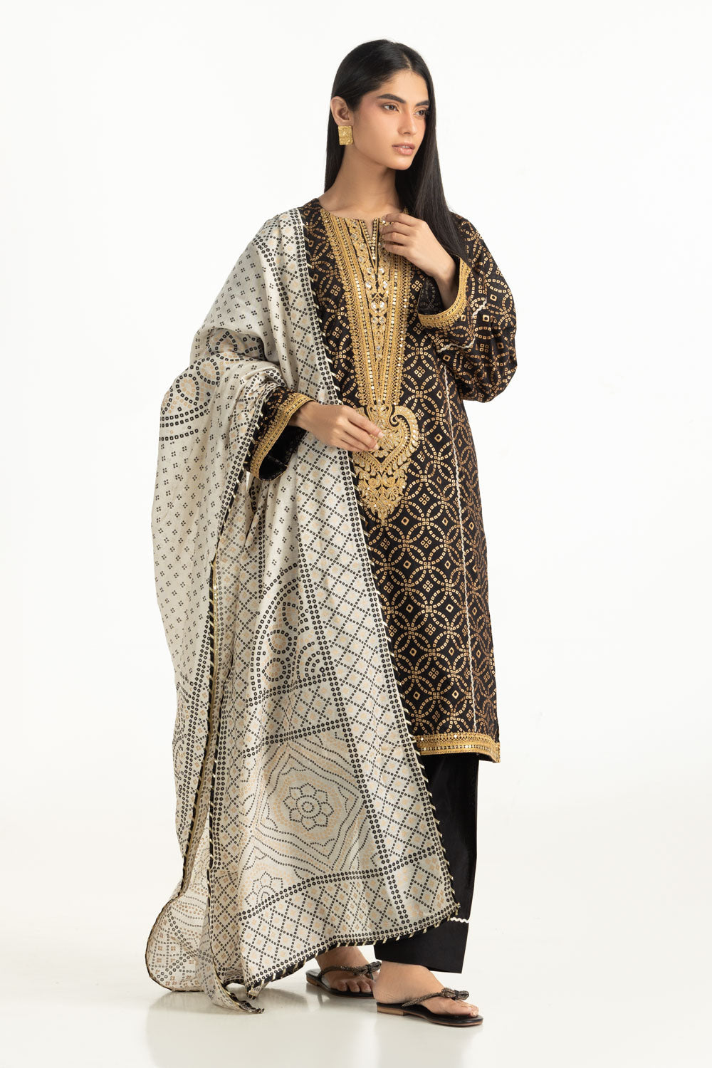 Gold Printed Lawn Black Stitched Suit - Gul Ahmed