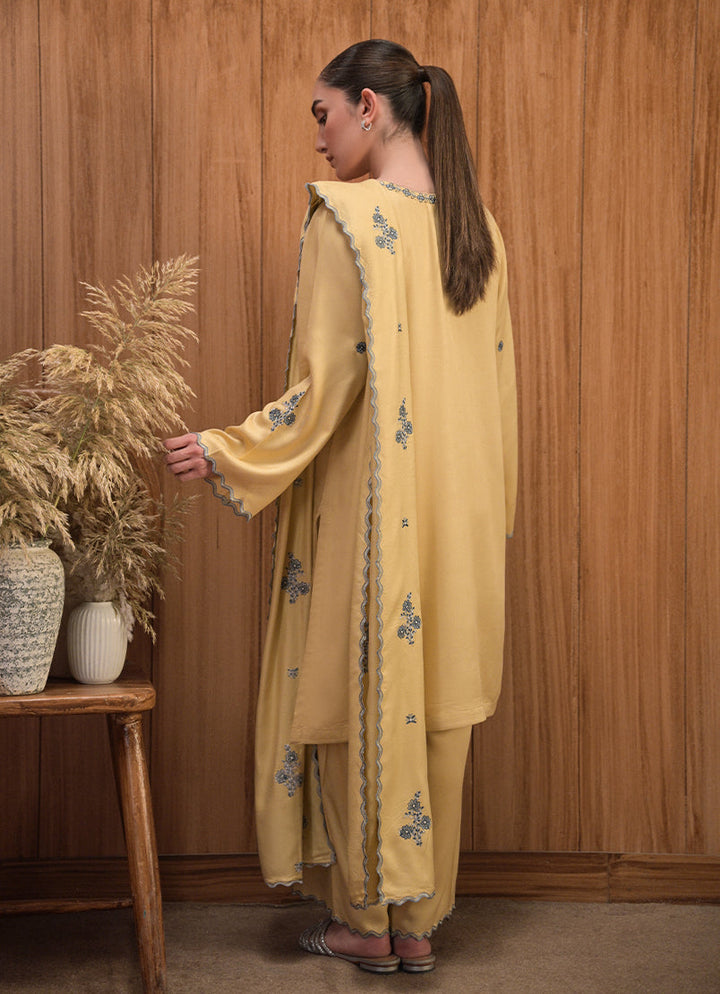 Twill Viscose Yellow Stitched Suit - Image