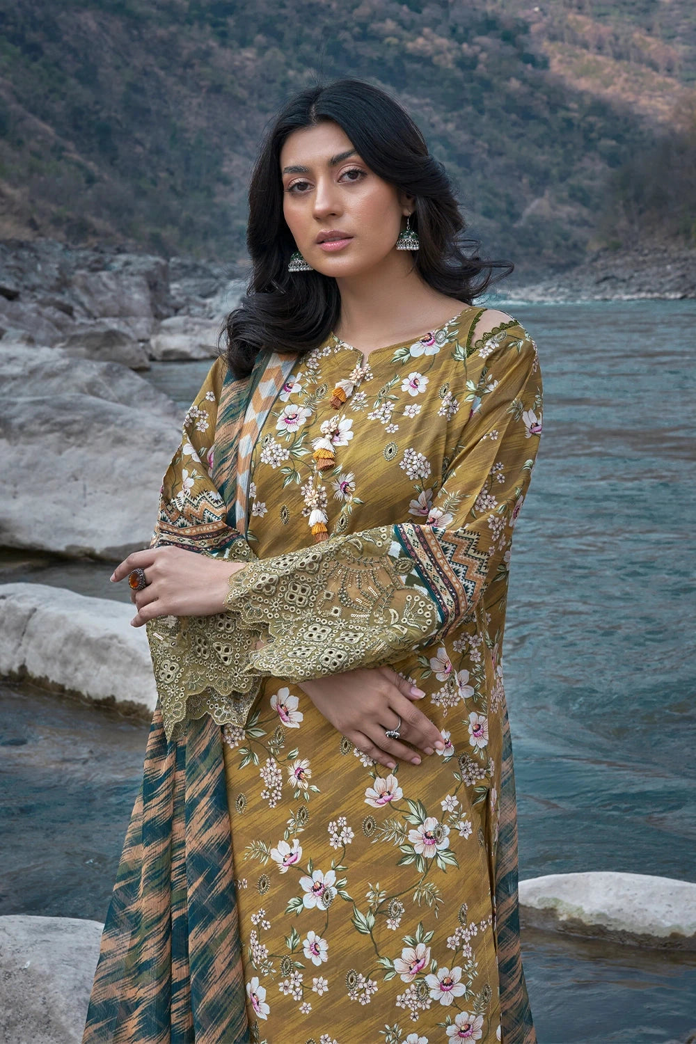 Printed Lawn Copper Stitched Suit - Khas