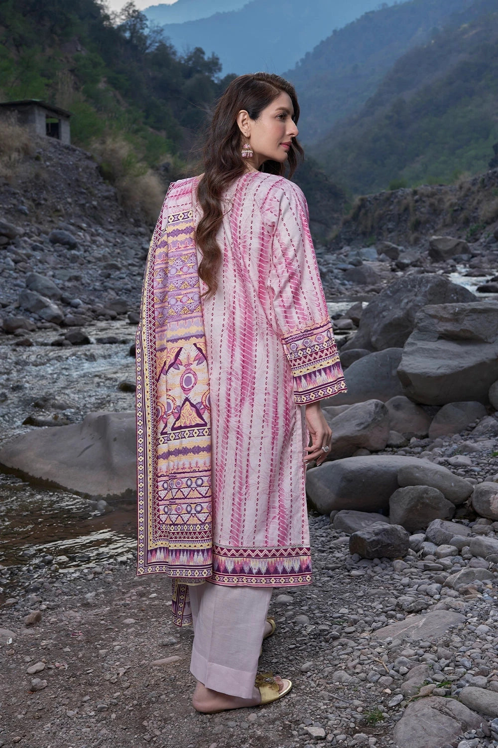 Printed Lawn Pink Stitched Suit - Khas