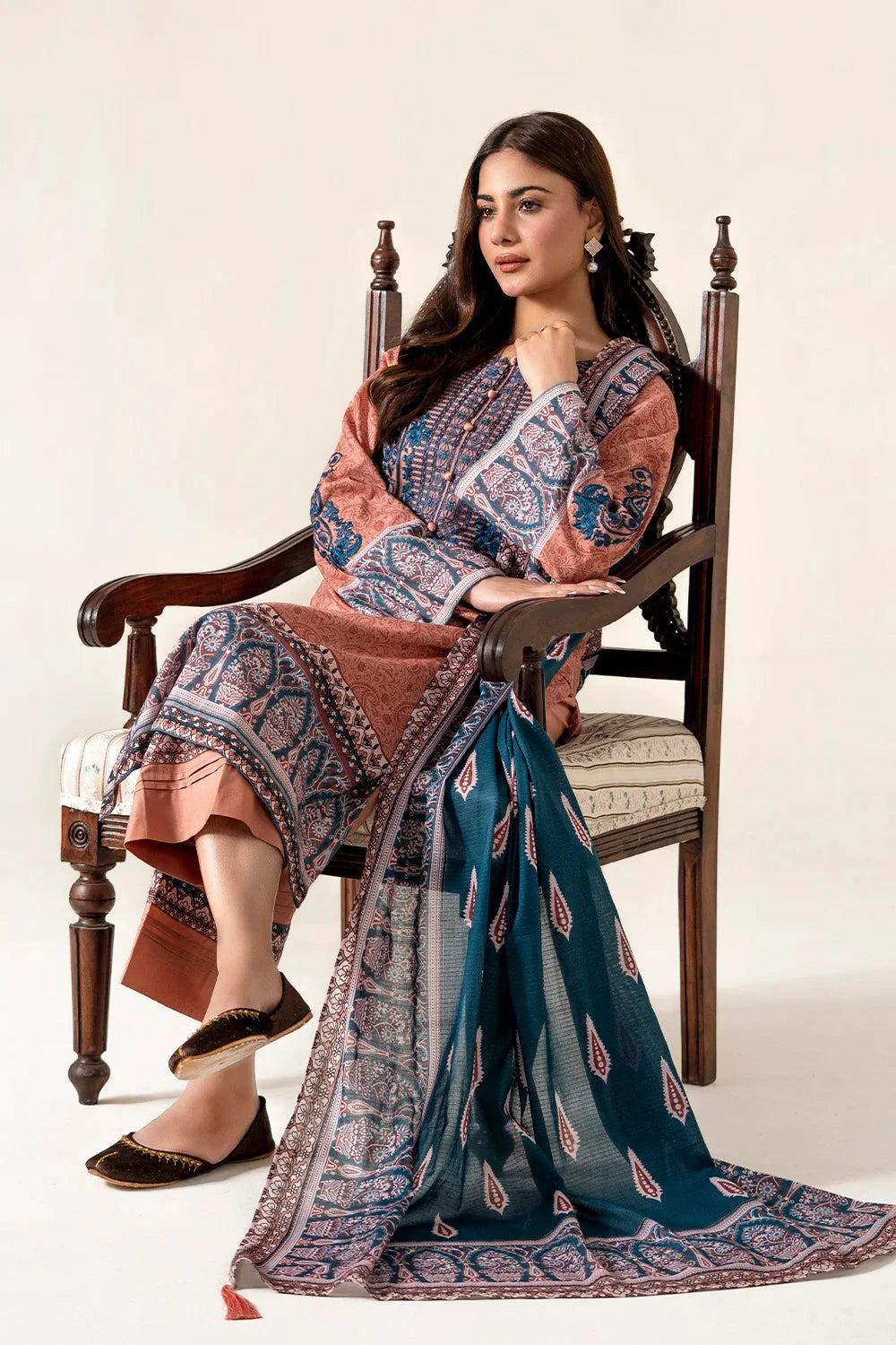 Embroidered Lawn Sand Stitched Suit - Khas