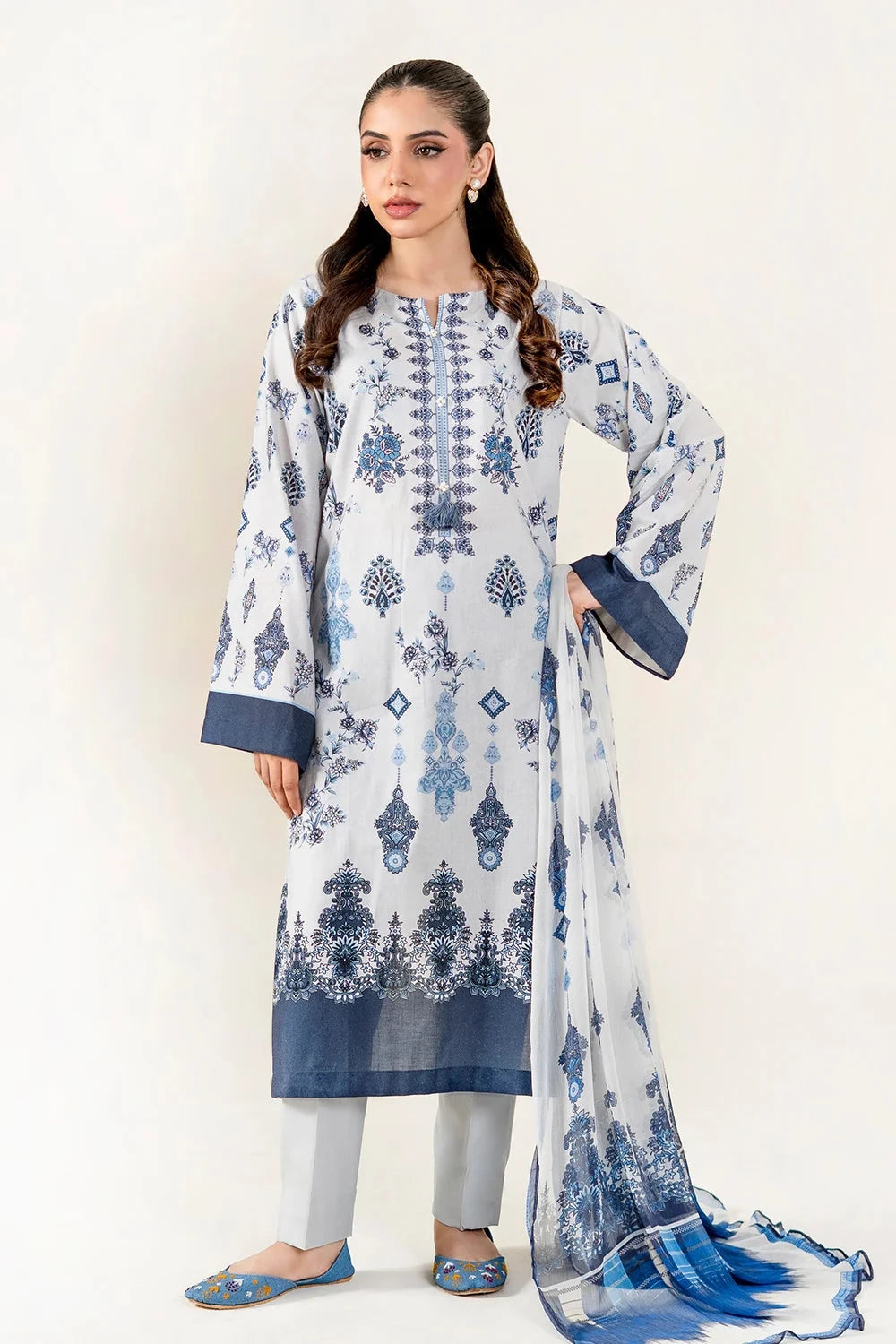 Printed Lawn Ash White Stitched Suit - Khas