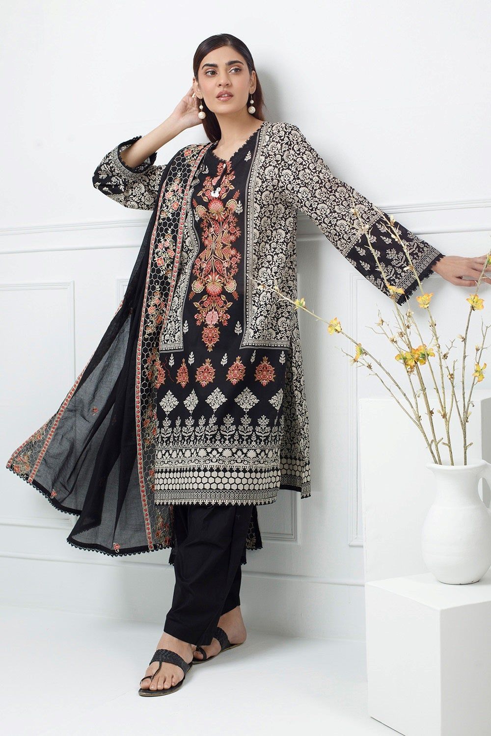 Lawn Printed Black Stitched Suit - Gul Ahmed