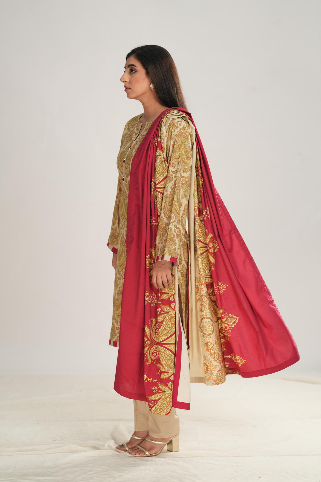 Linen Pink & Off White Stitched Suit - Nishat