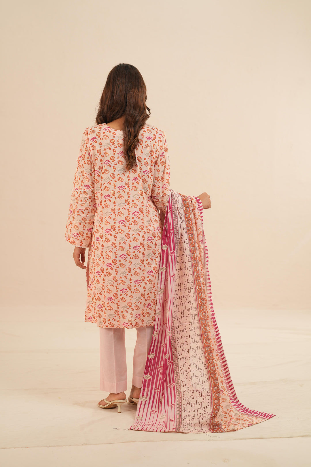 Lawn Mauve Stitched Suit - Nishat