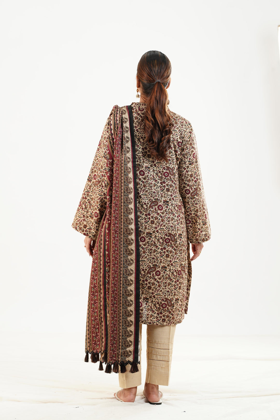 Printed Khaddar Off White Stitched Suit - Nishat