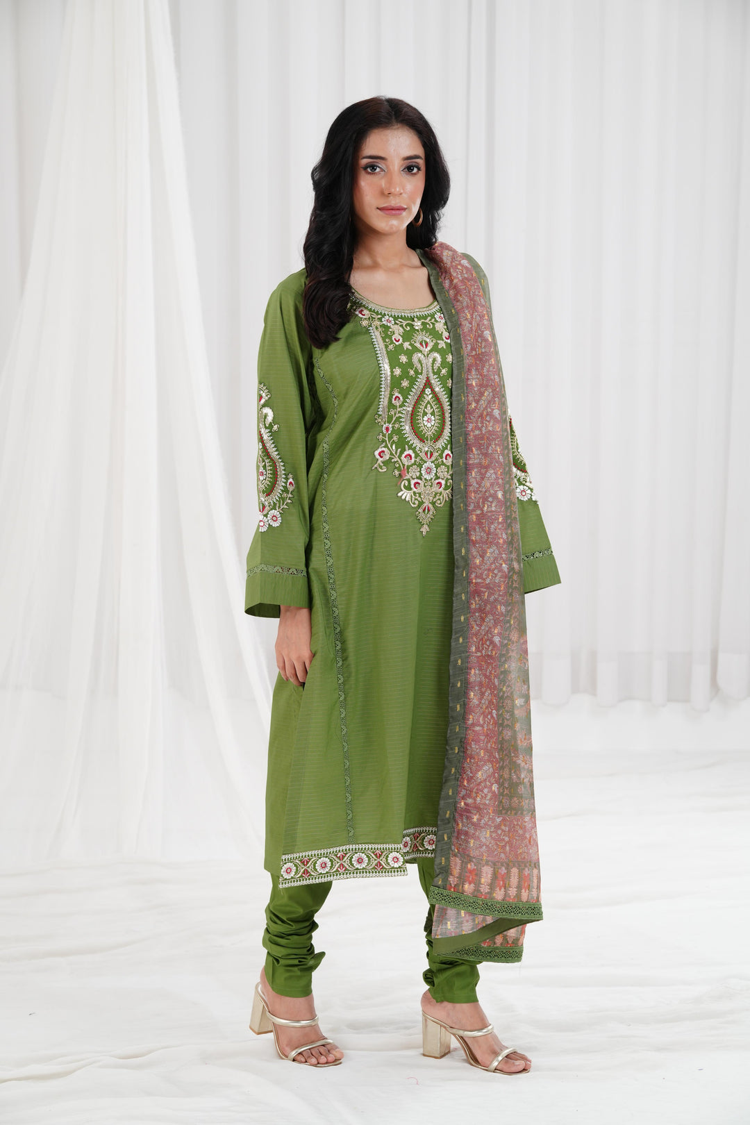 Embroidered Green Stitched Suit - Nishat