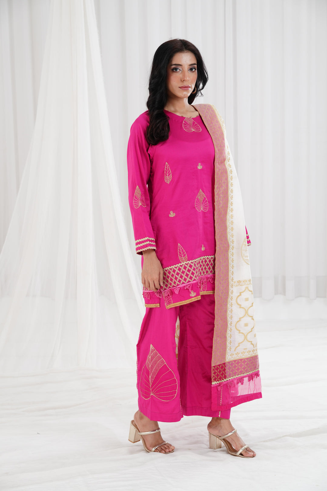 Embroidered Pink Stitched Suit - Nishat