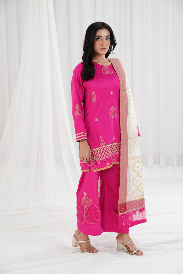 Embroidered Pink Stitched Suit - Nishat