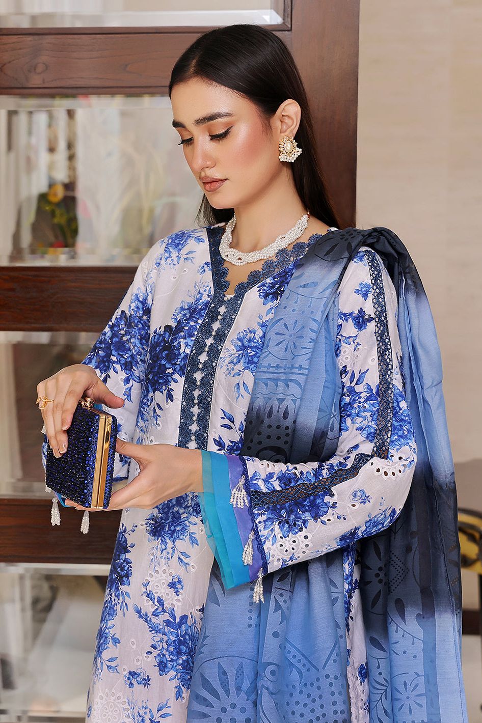 Chikenkari White Stitched Suit - Raqsam