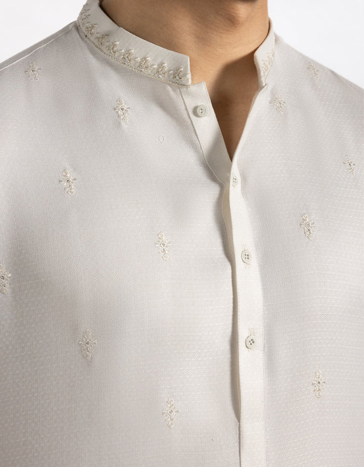 Blended Off White Kurta - J. Junaid Jamshed