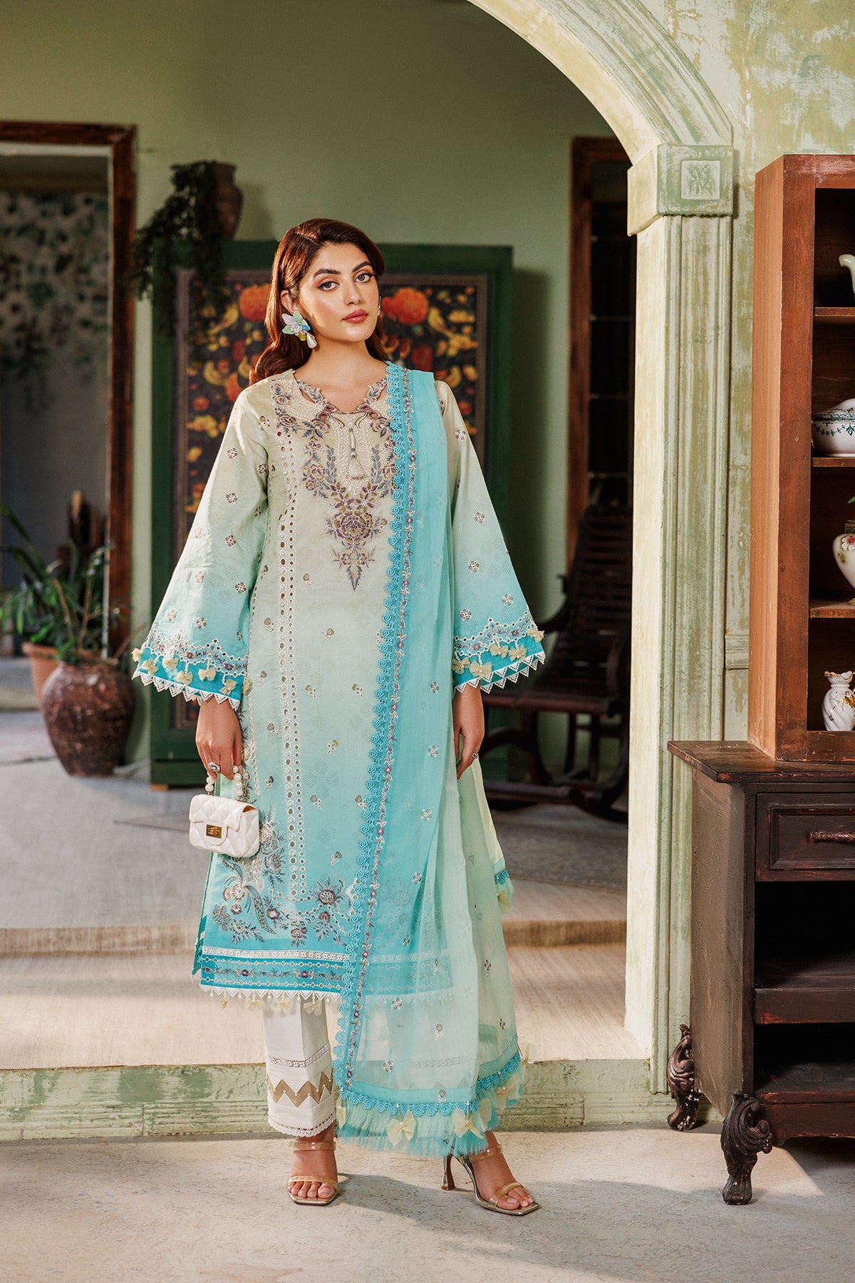 Zari - Alizeh Maahi Printed Embroidery Unstitched Lawn