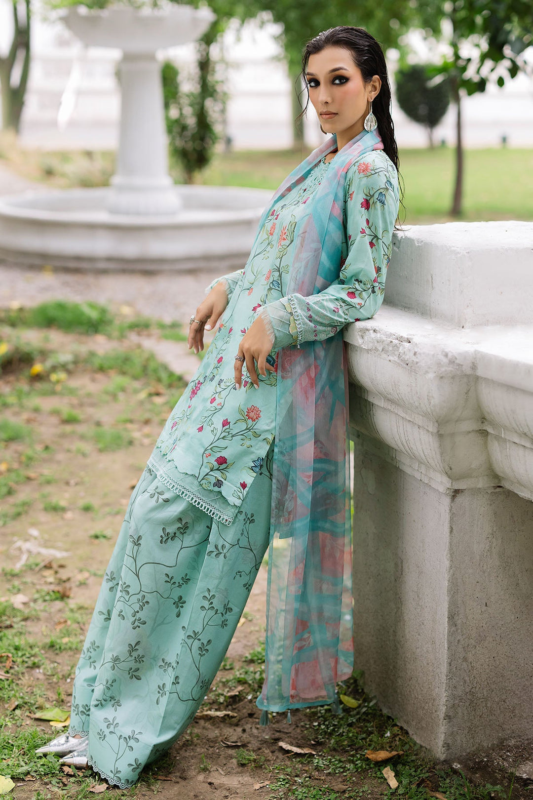 Design 3 - Nureh Daily Delight Lawn Stitched