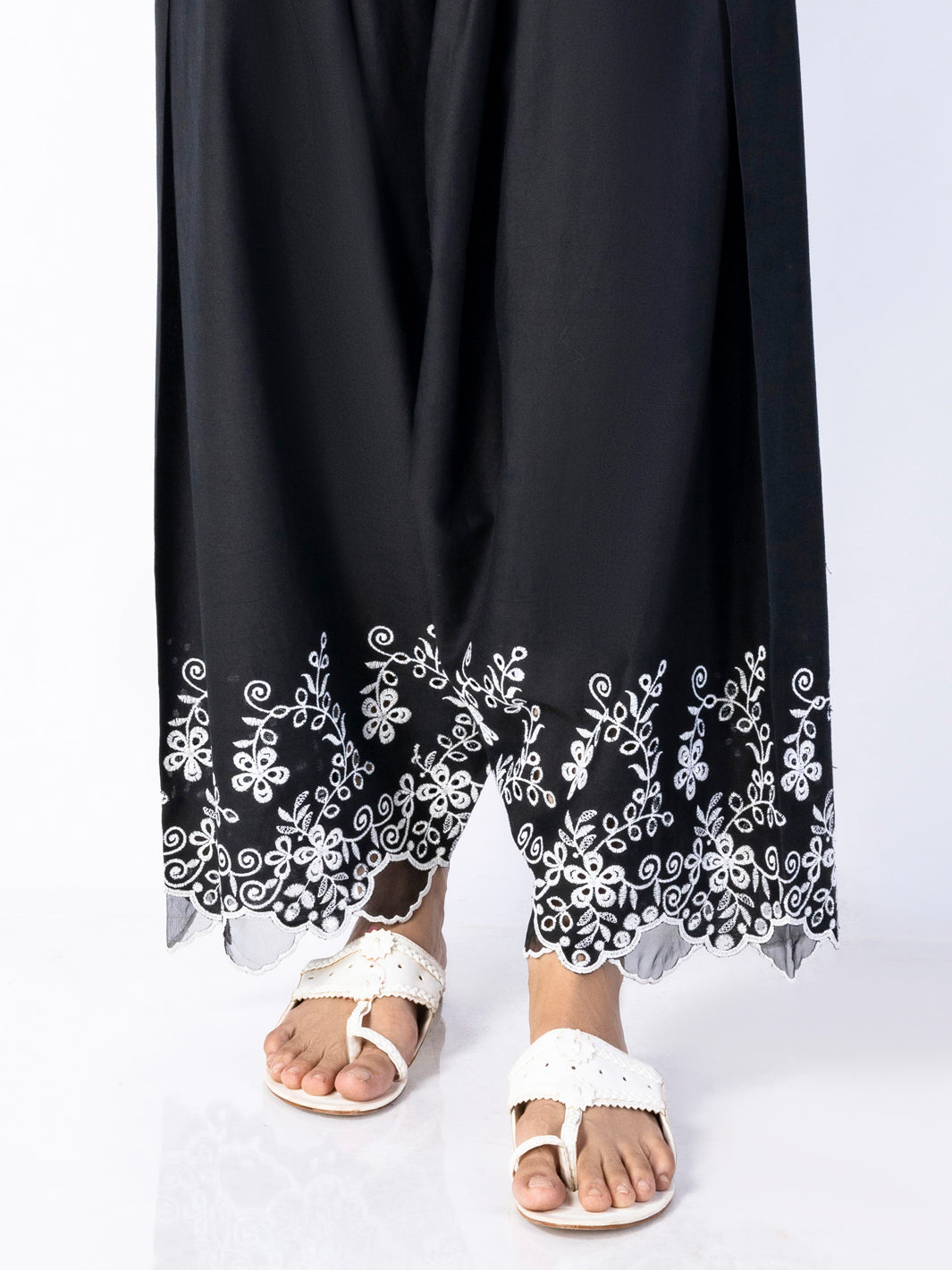 Cambric Black Trouser - Almirah