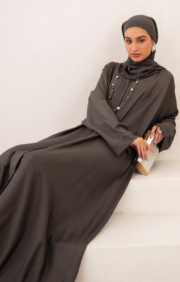 Oliv Modeste Abaya