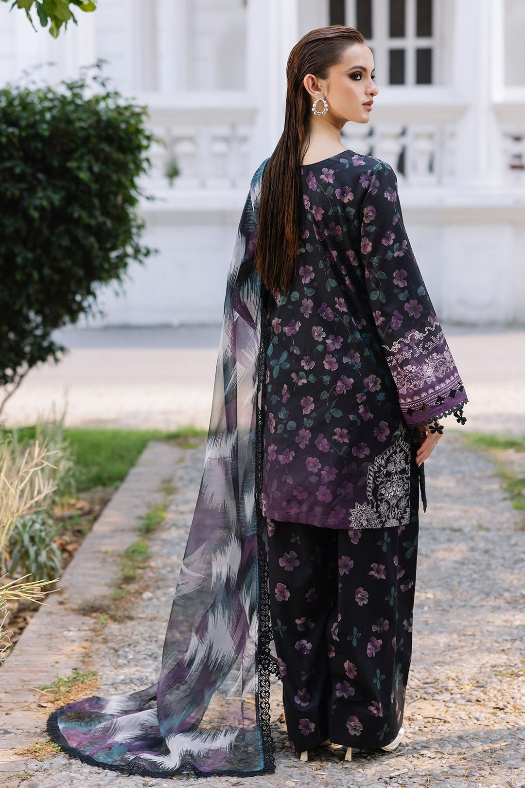 Design 6 - Nureh Daily Delight Lawn Stitched