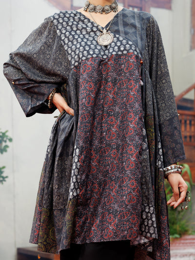 Cambric Digital Black Kurti - Almirah