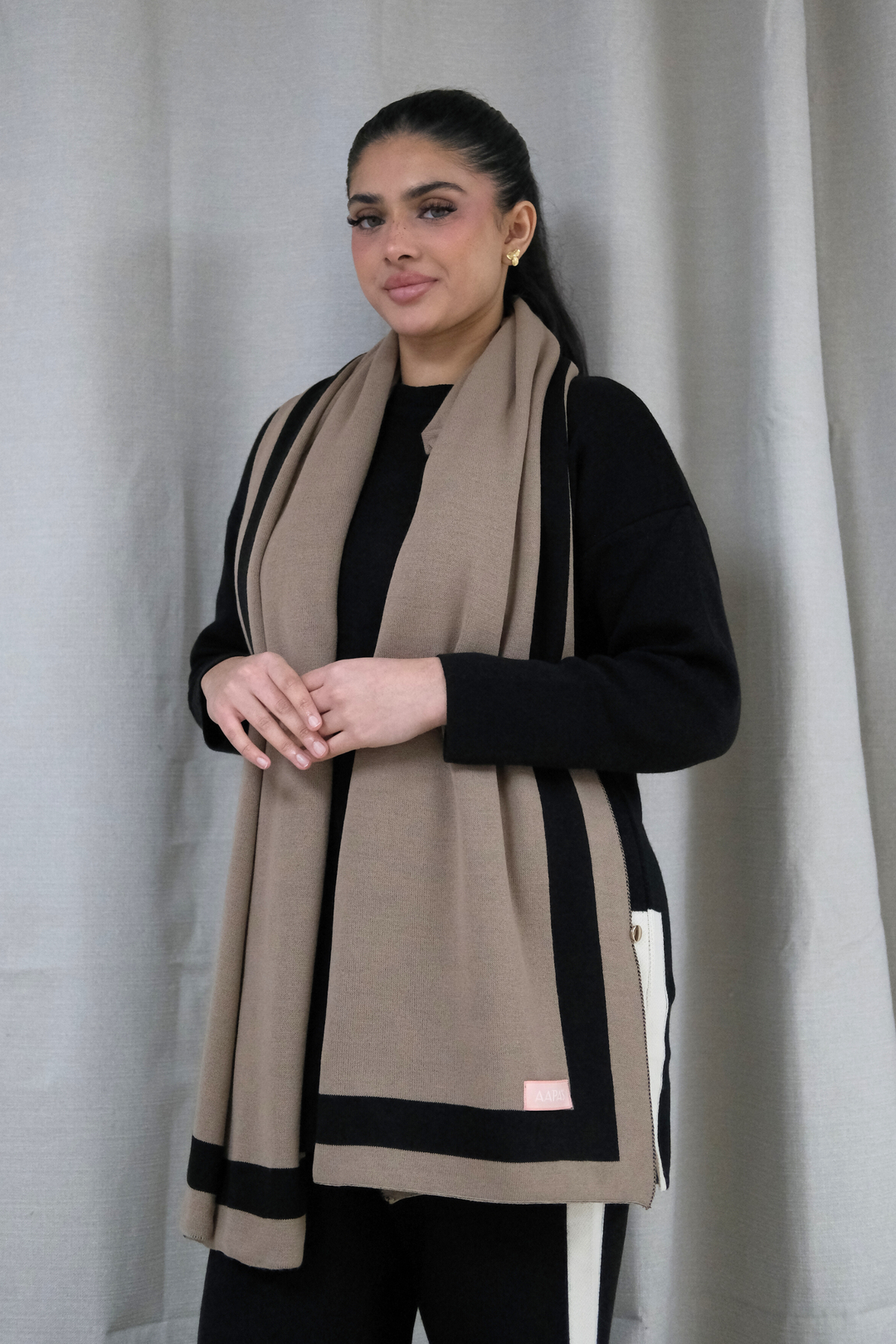 Knitted Draped Mouse Shawl