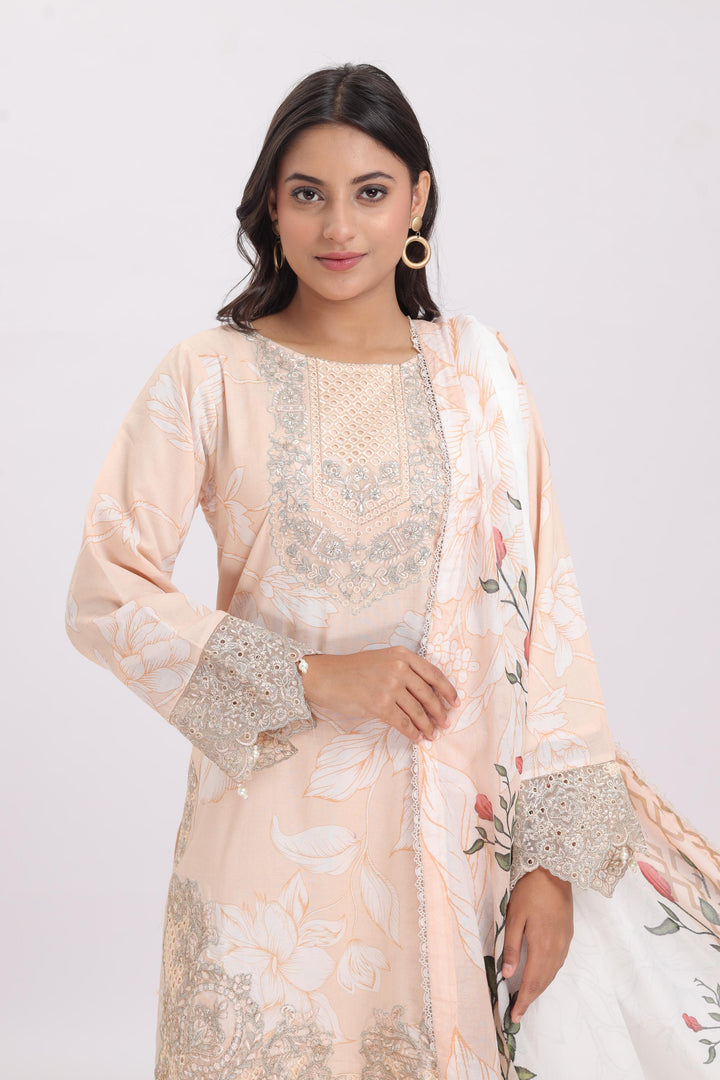 Kaai - Alizeh Levana Embroidered Stitched