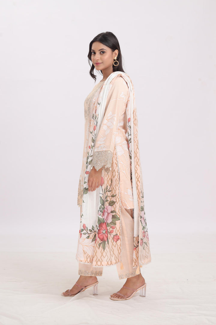 Kaai - Alizeh Levana Embroidered Stitched