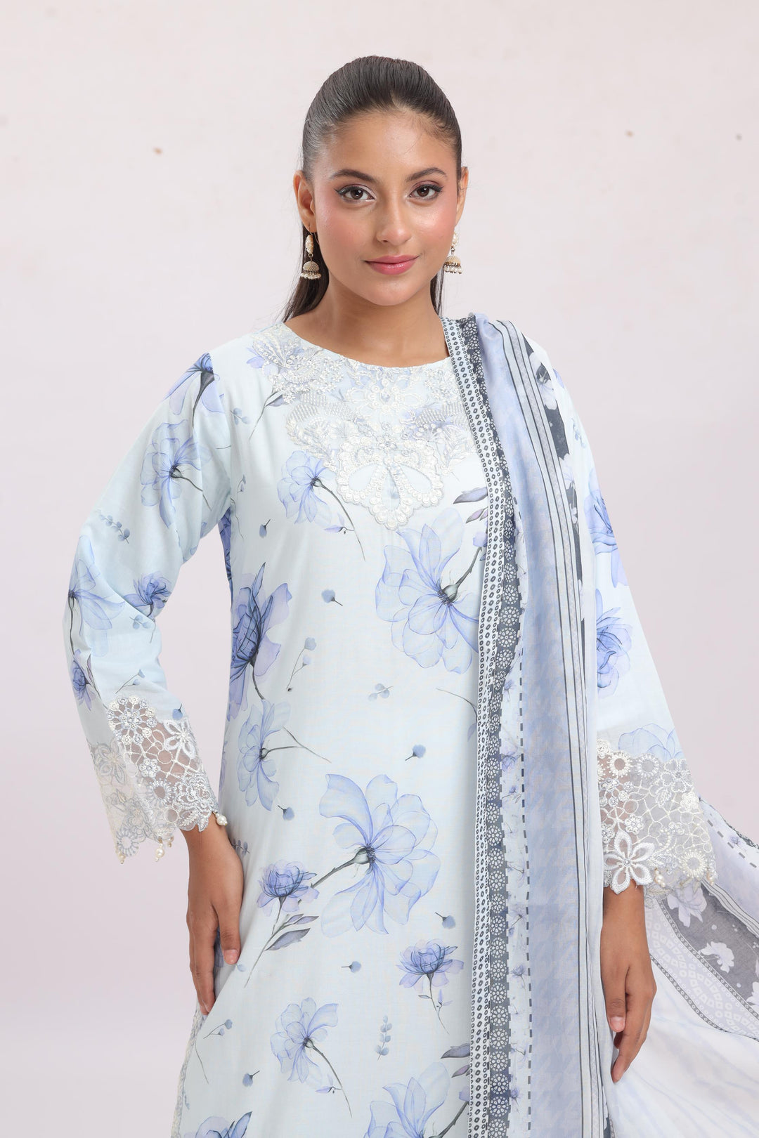 Arbor - Alizeh Levana Embroidered Stitched