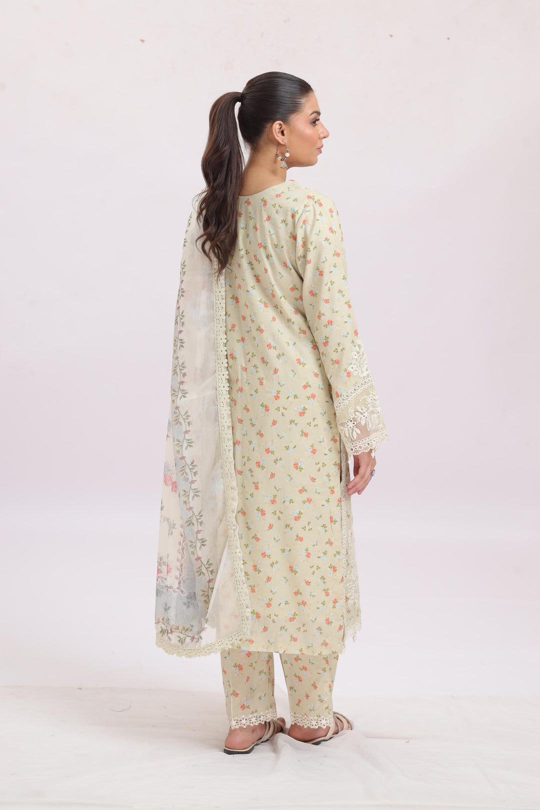 Solara - Alizeh Levana Embroidered Stitched