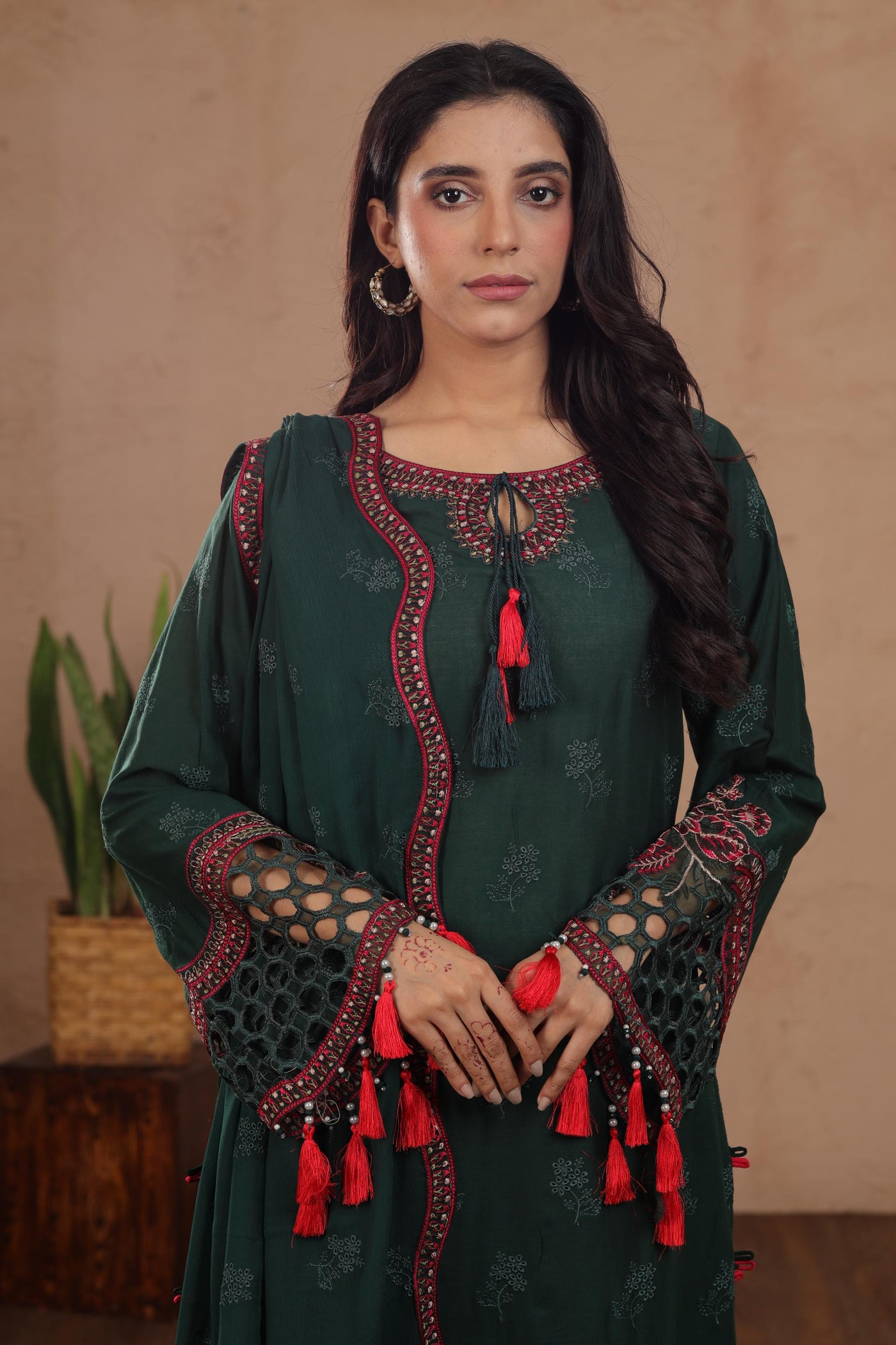 Nafisa - Alizeh Rawayat Luxury Lawn