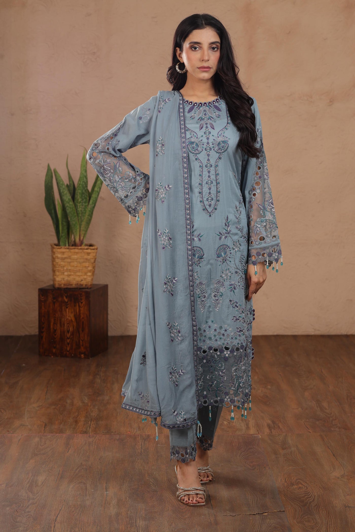 Sahiba - Alizeh Rawayat Luxury Lawn