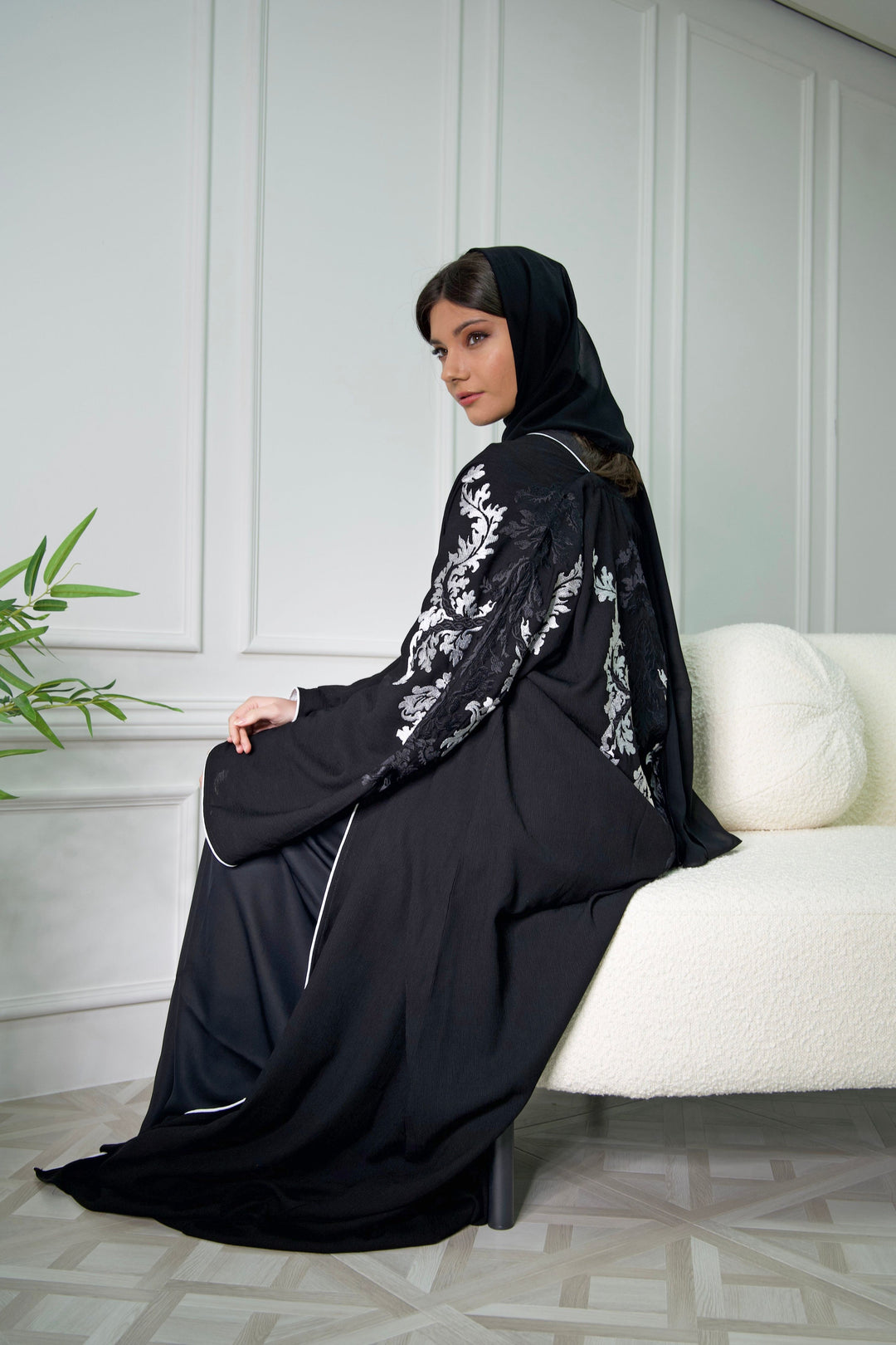 Azra Open Abaya