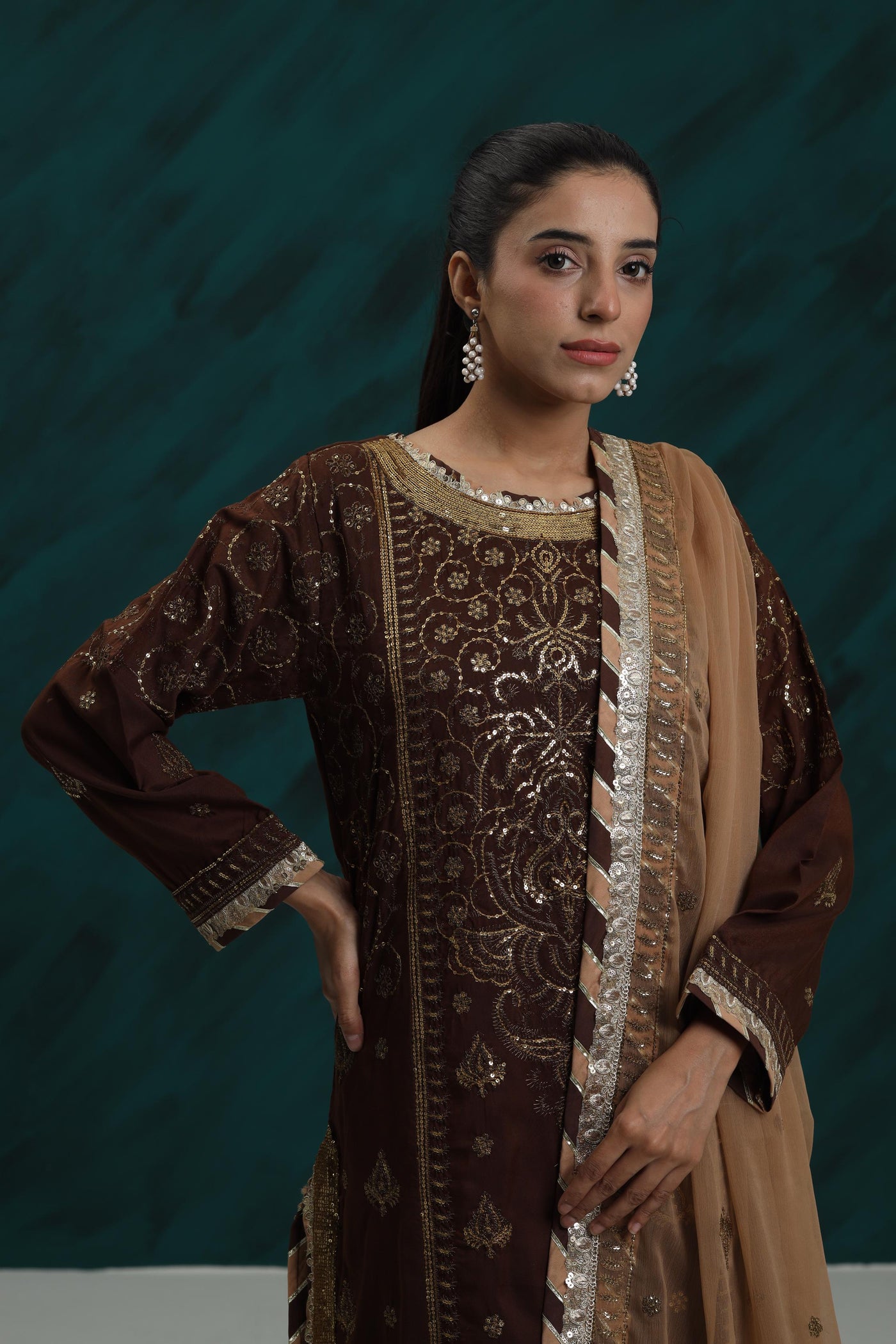 Design 26 - Asim Jofa Chamkeeli Collection