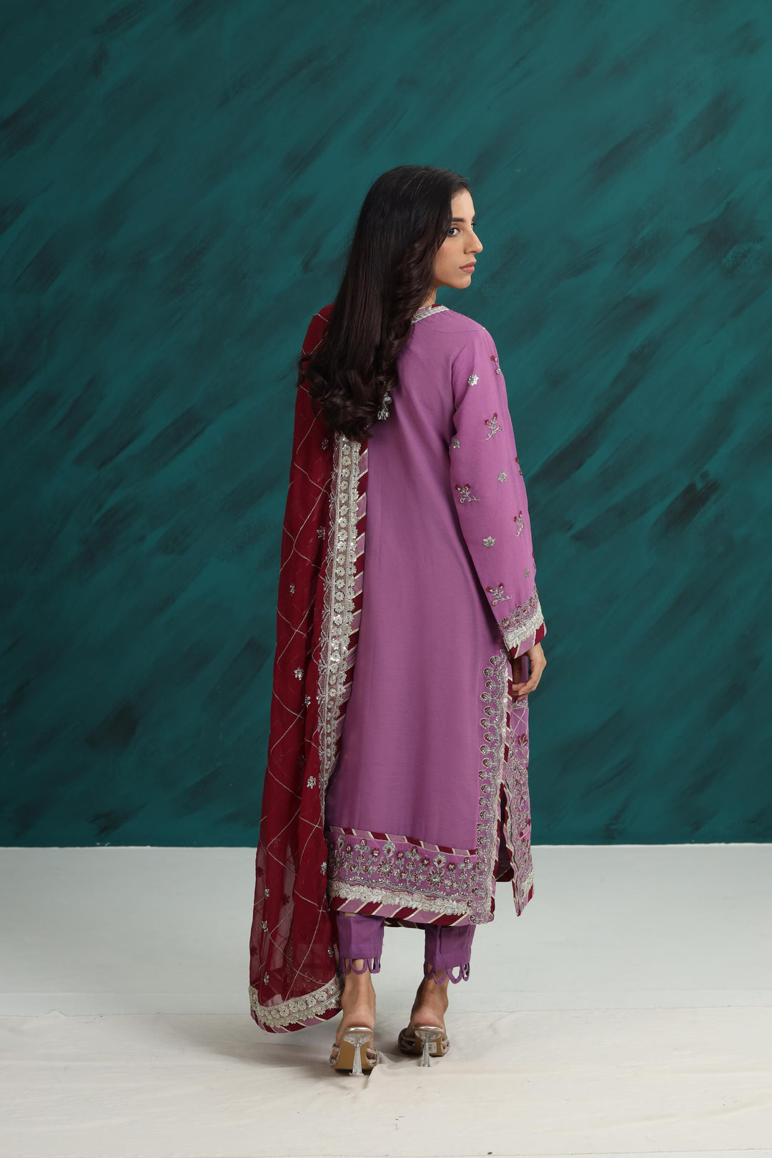 Osiyo va yapon ona va ogli porno video Mashinaning it uslubida sikish