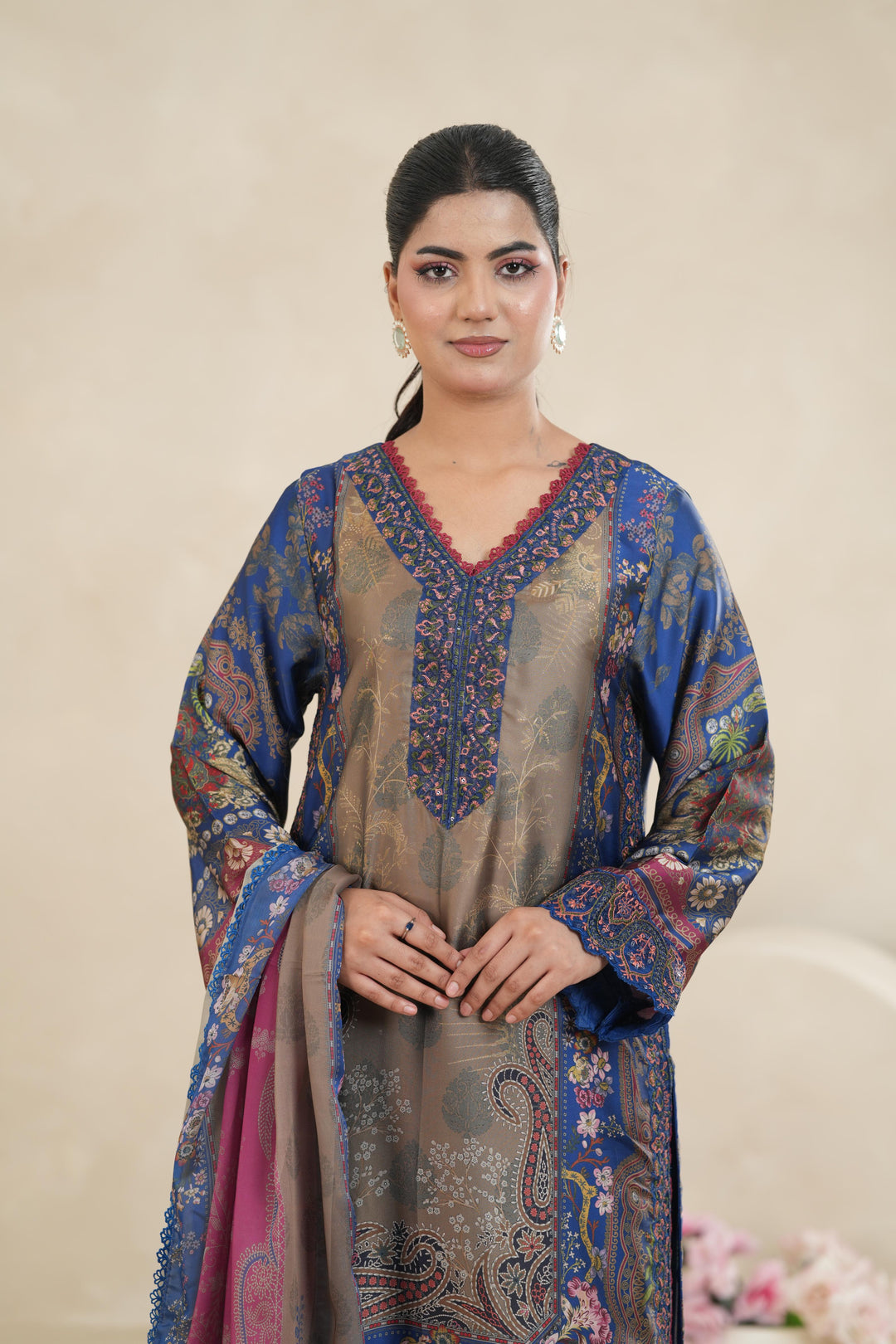 Design 2 - Stonez Silk Symphony Stitched