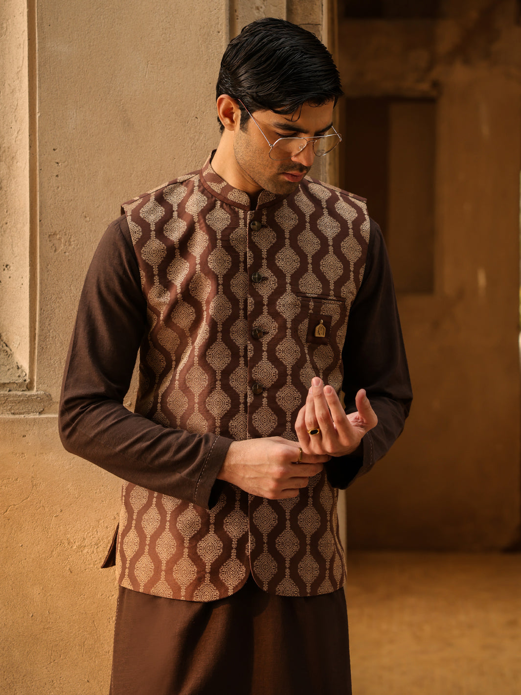 Polyester Brown Waist Coat - Almirah