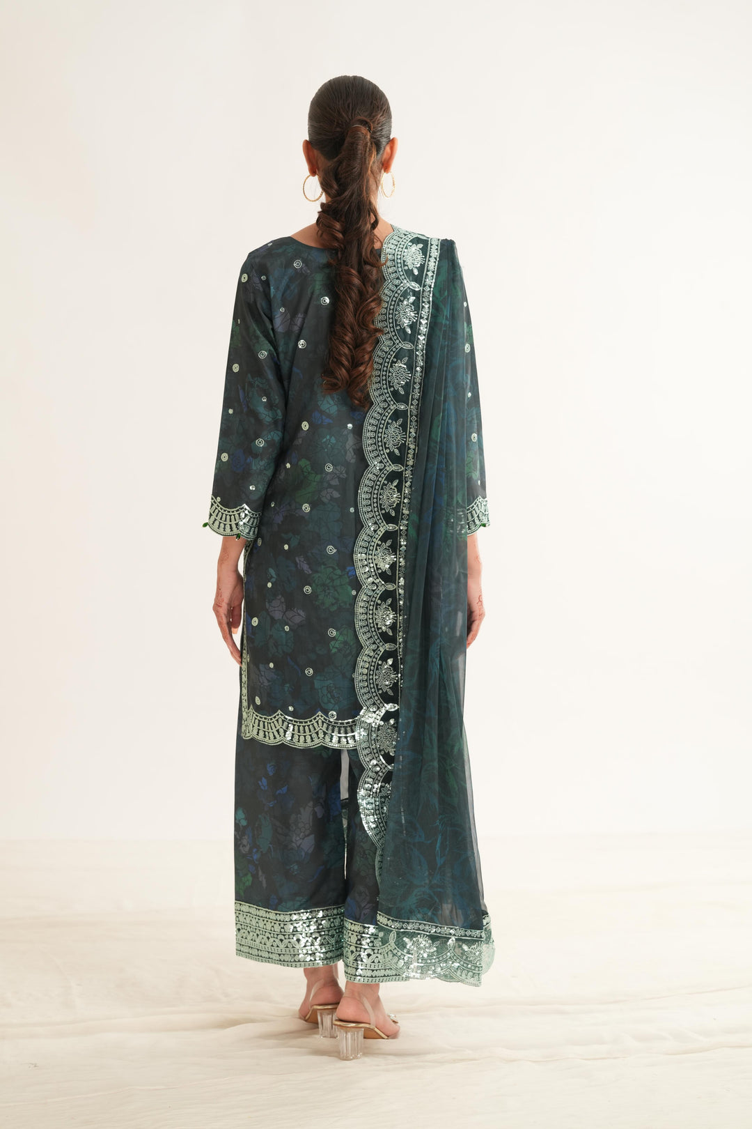 Alora Charm - Farasha Fiorella Formals Stitched