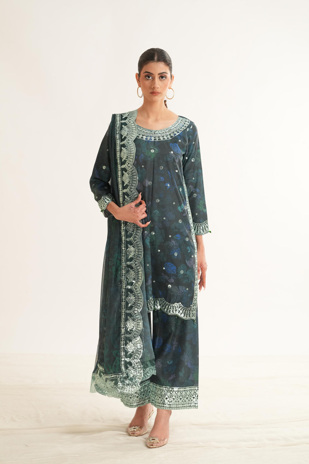 Alora Charm - Farasha Fiorella Formals Stitched