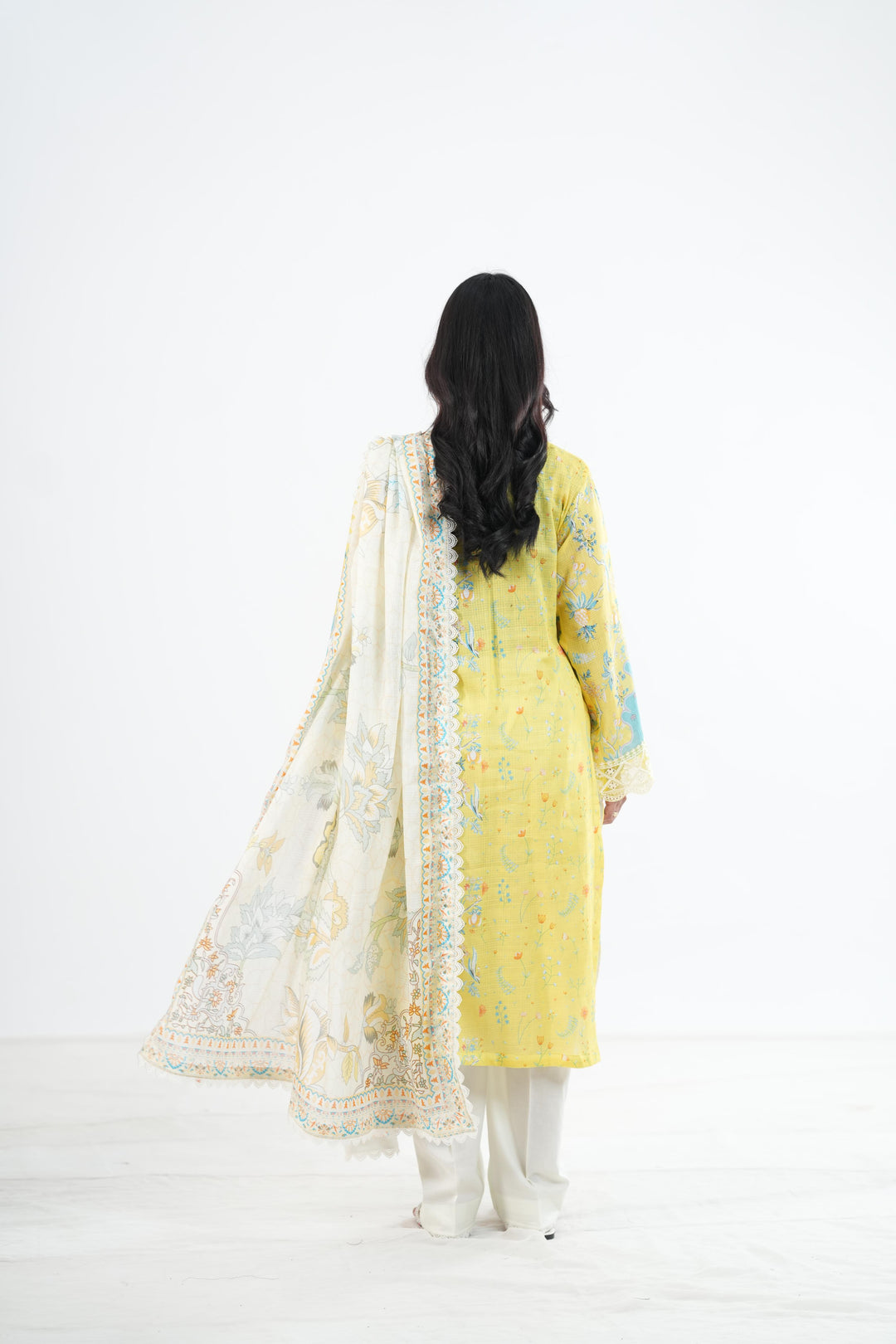 Aylin - Aabyaan Printed Stitched