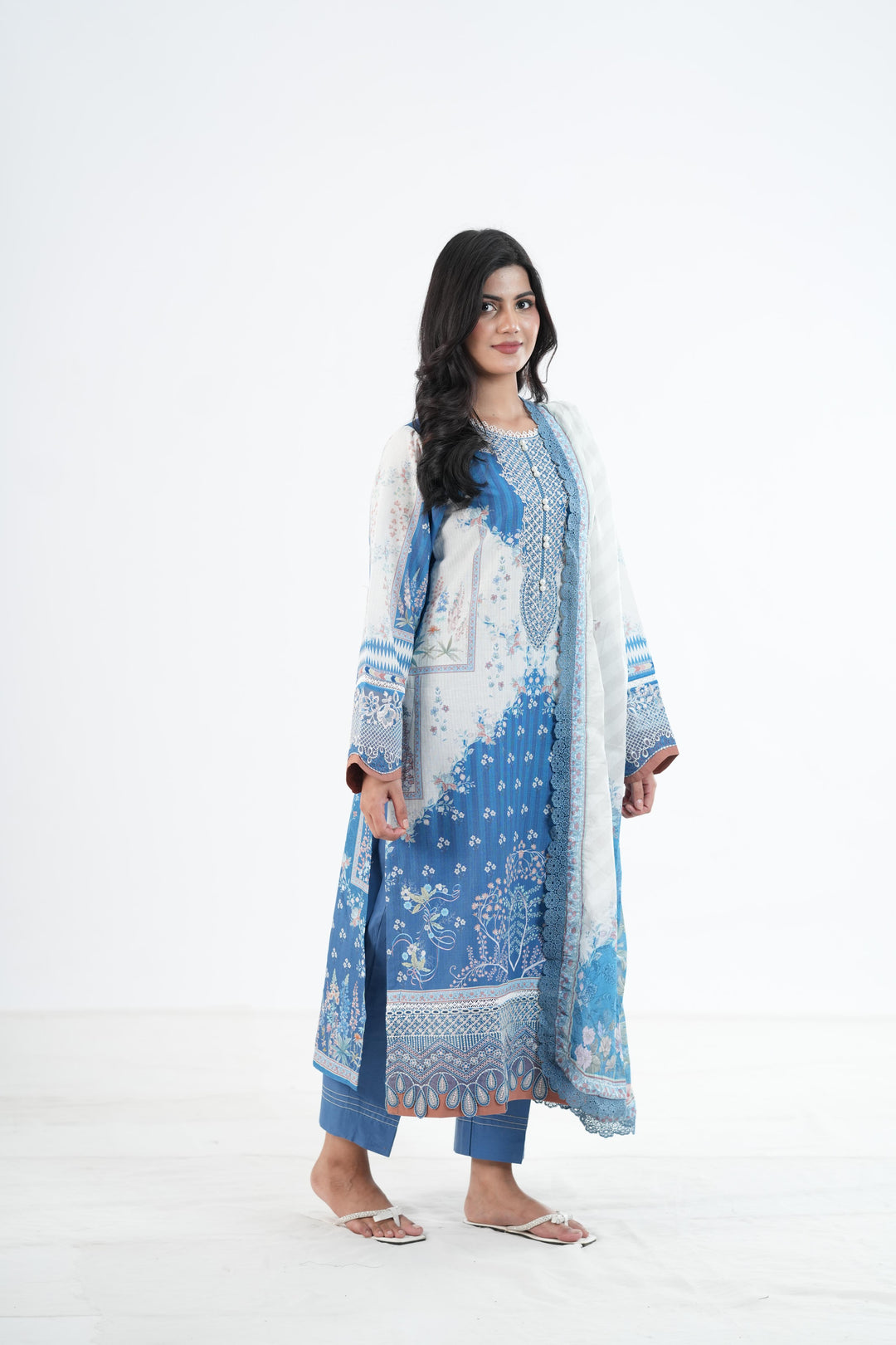 Eshaal - Aabyaan Printed Stitched