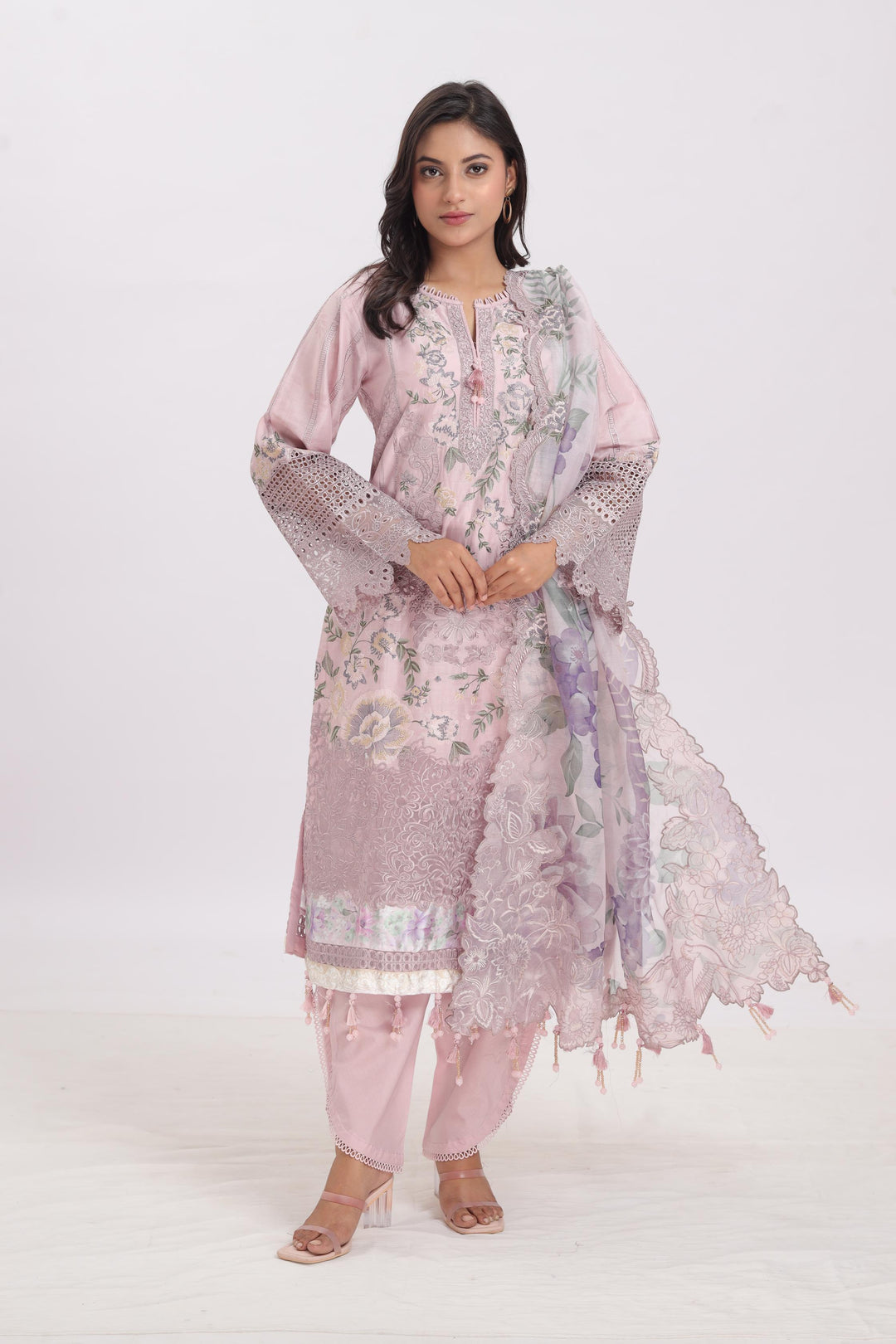 swiss lawn dress design Bareeze Lawn