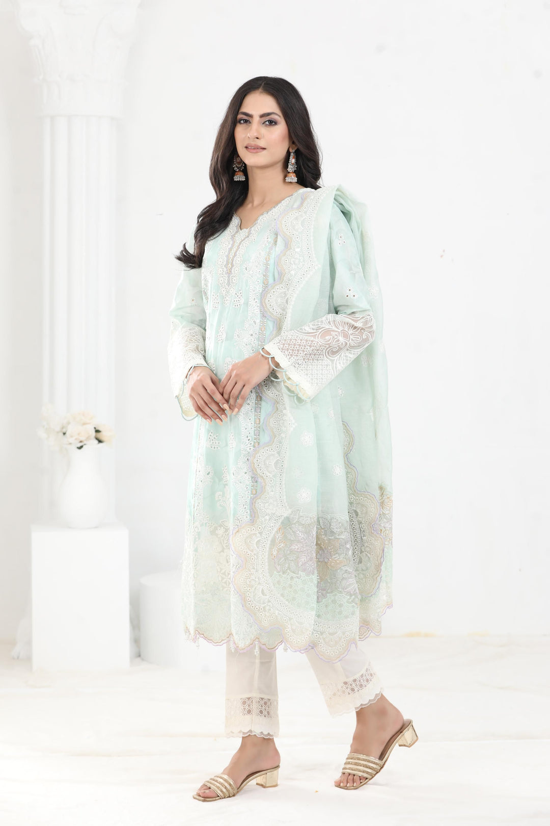 Design 7 - Baroque Swiss Lawn Collection