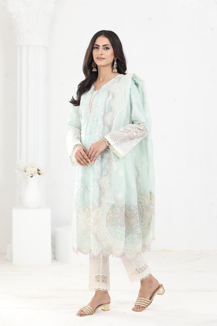 Design 7 - Baroque Swiss Lawn Collection