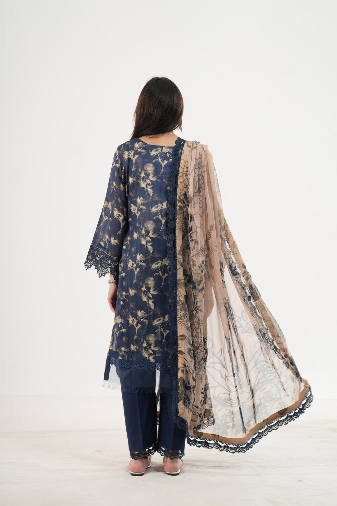 Charlotte - Rang Rasiya Life Style Stitched