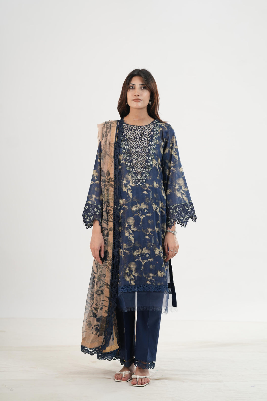 Charlotte - Rang Rasiya Life Style Stitched